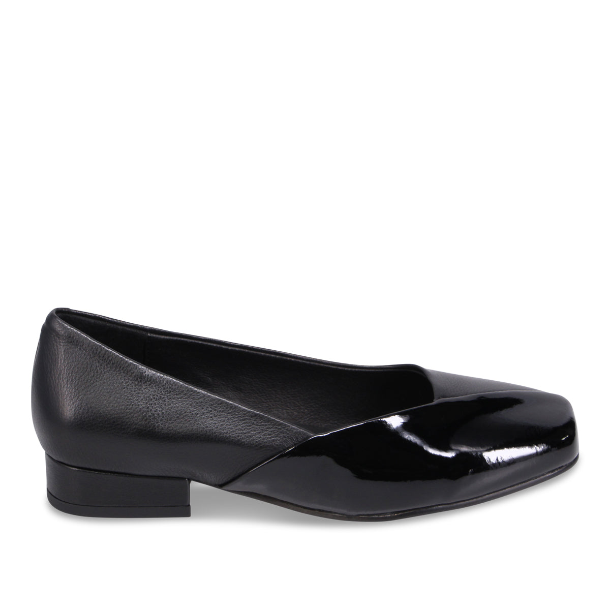 BLACK PATENT LEATHER | Right