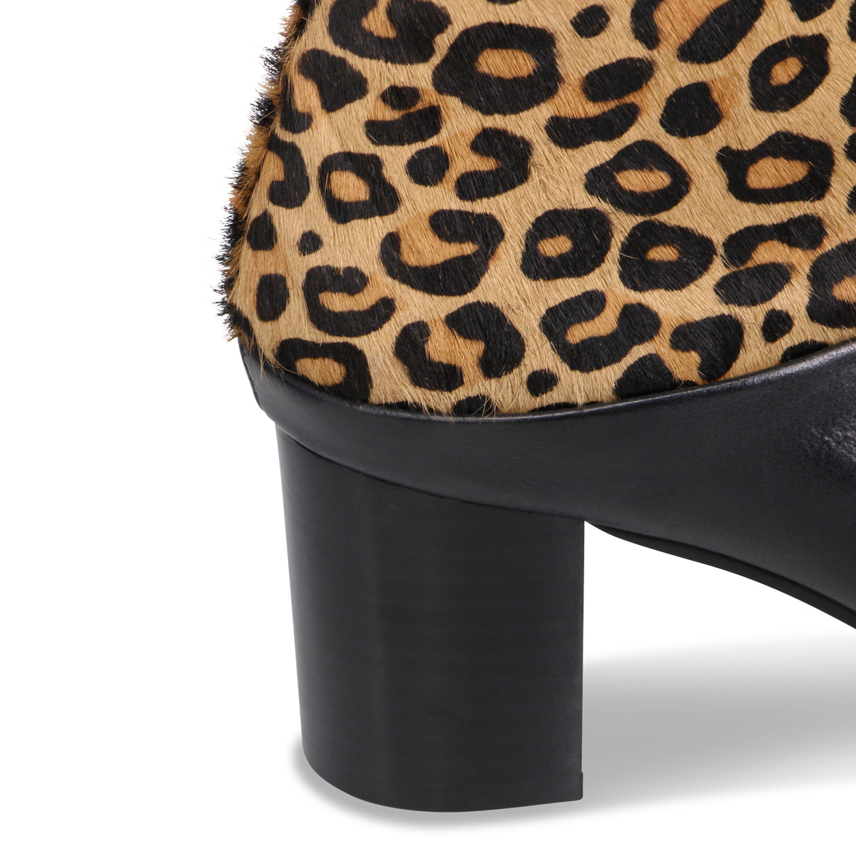 BLACK/TAN LEOPARD | Detail