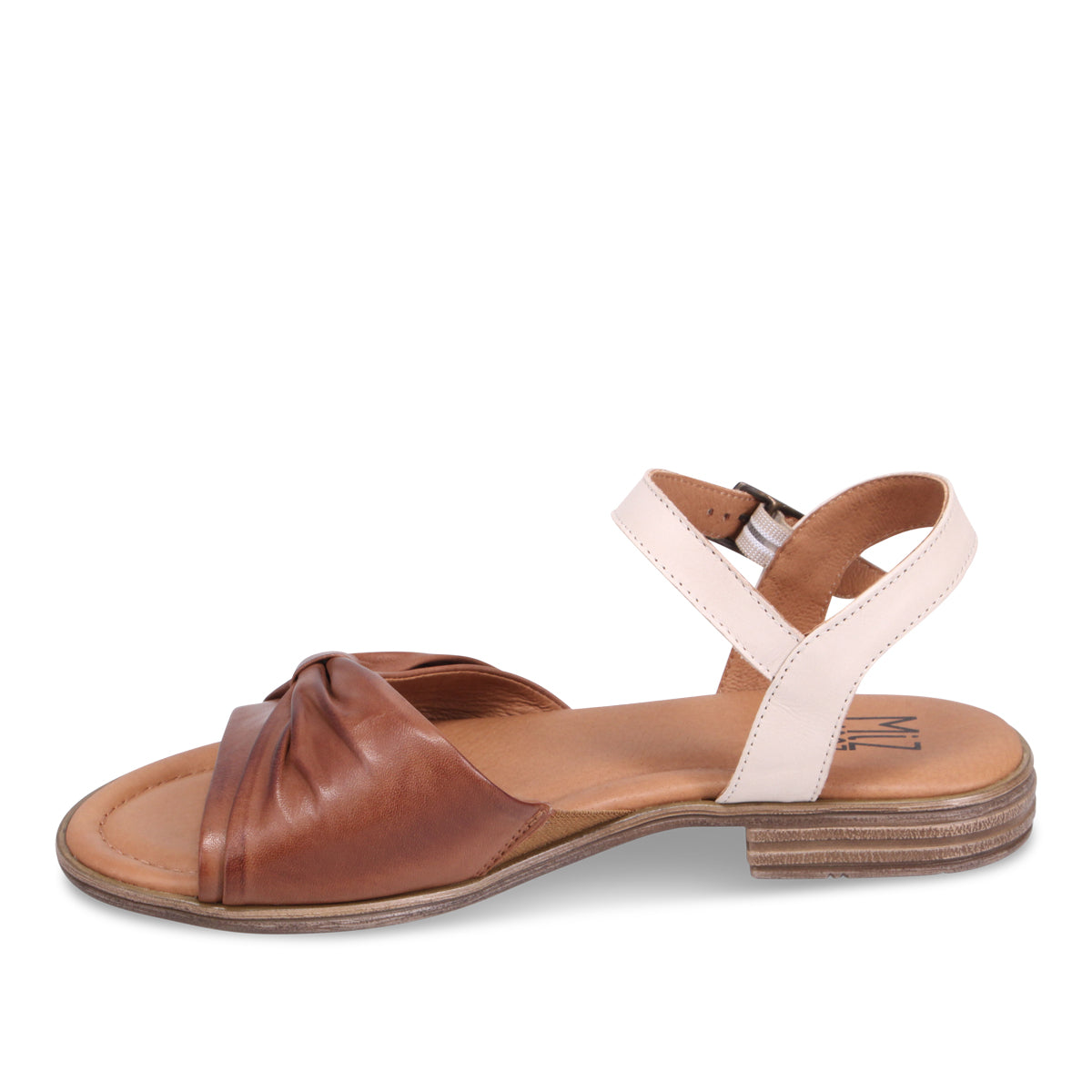 BRANDY + BRANDY | Left