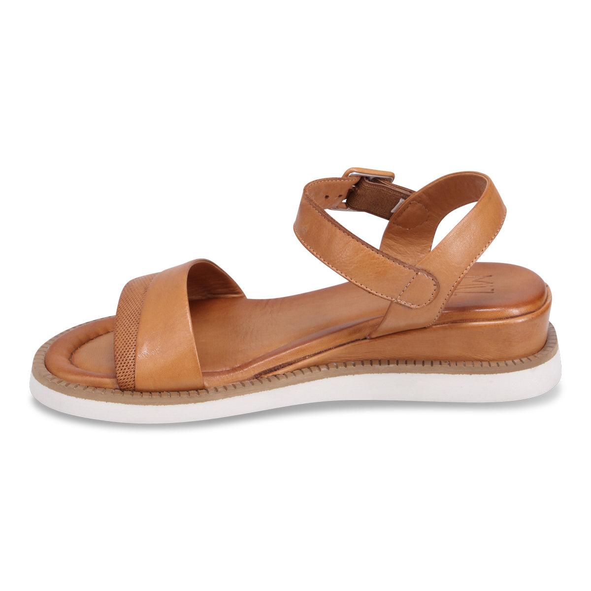 BRANDY | Left