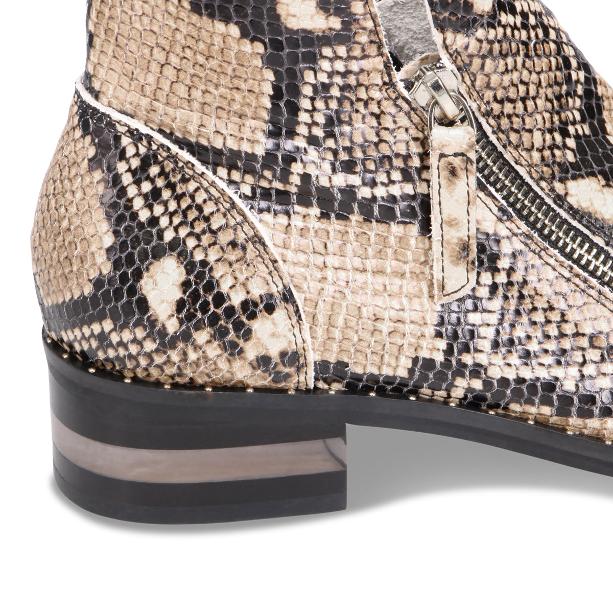 BLACK CARAMEL SNAKE | Detail