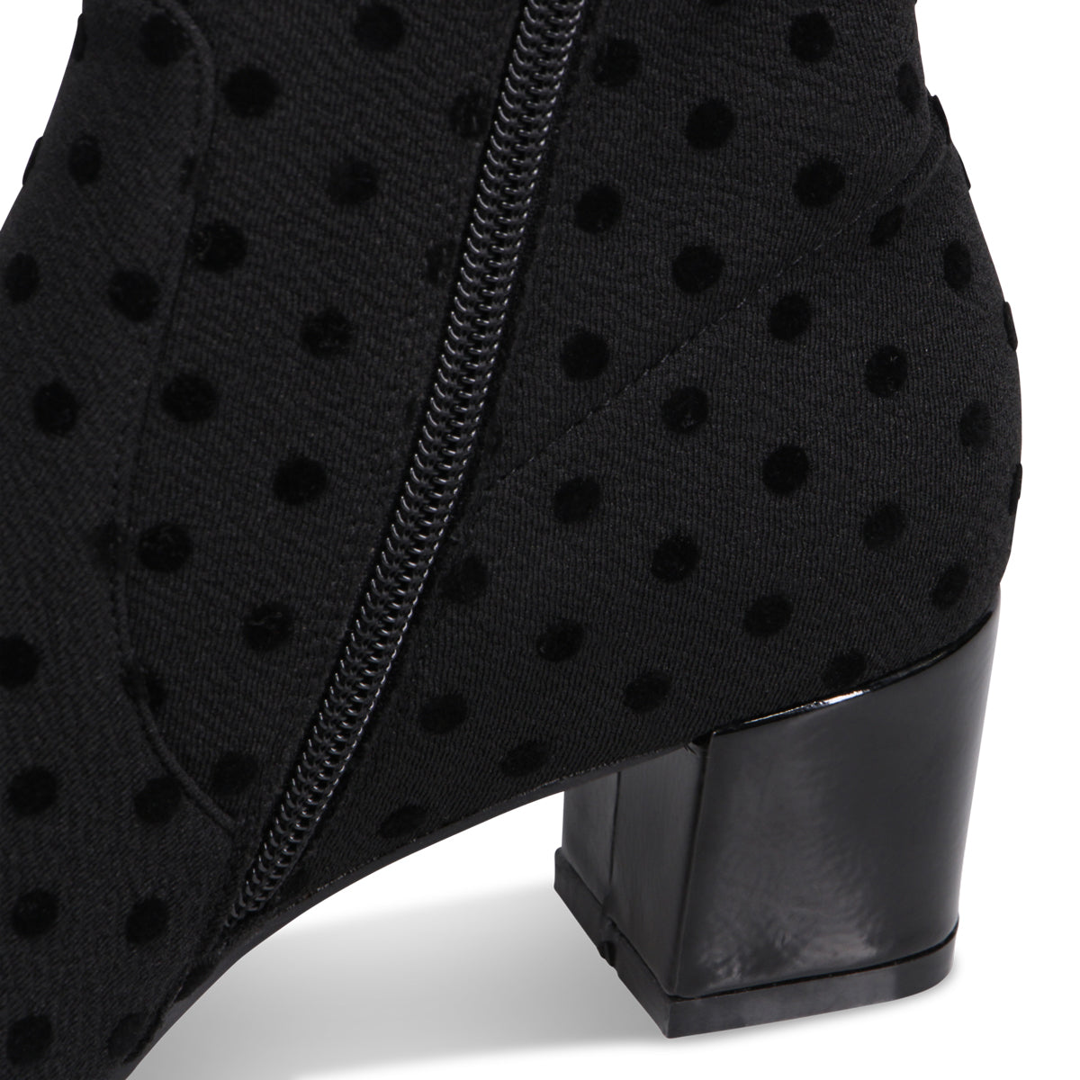 BLACK SPOT | Detail
