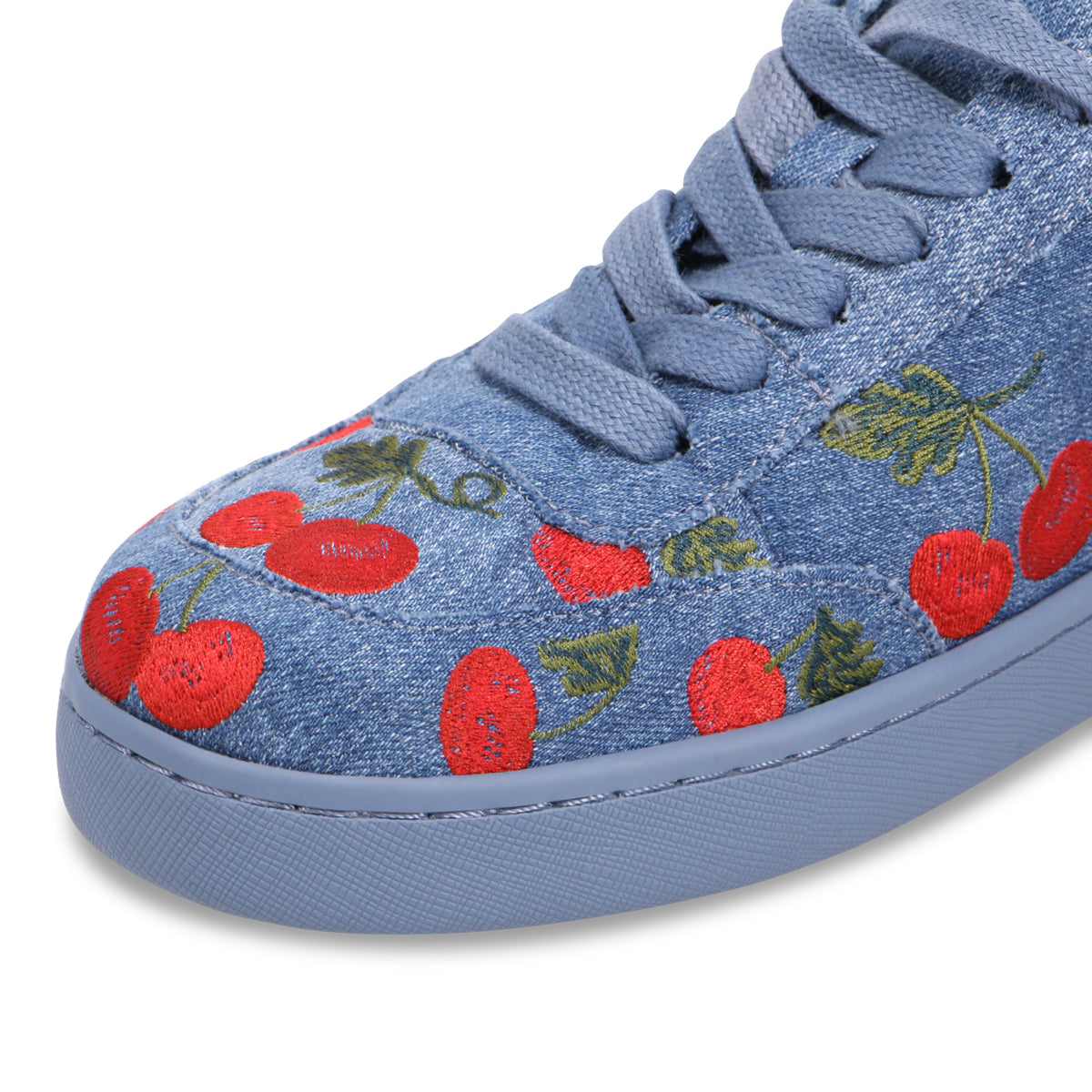 BLUE CHERRIES | Detail