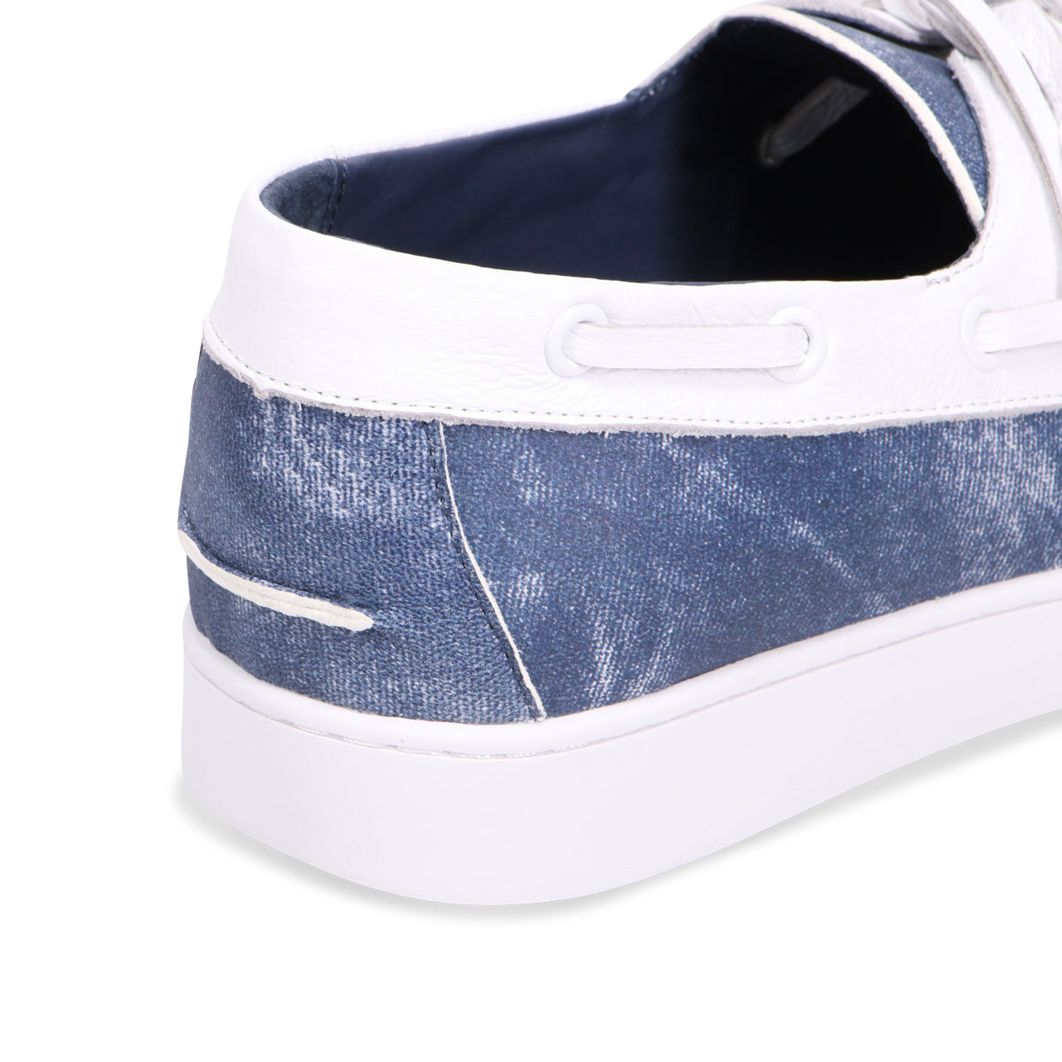 BLUE DISTRESSED | Detail