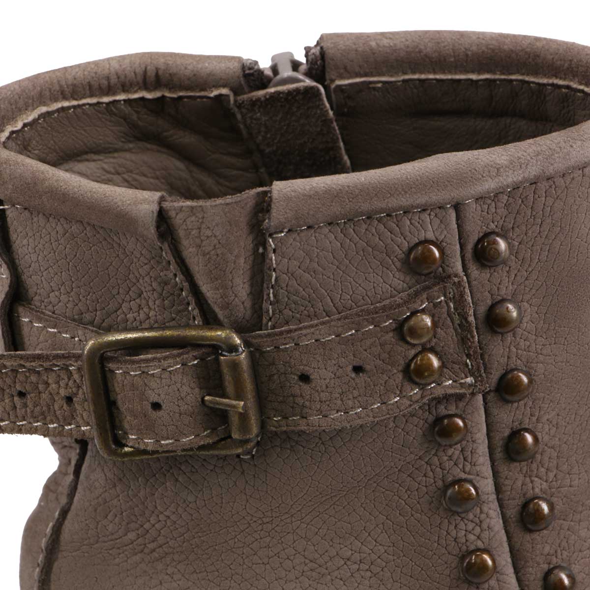 TAUPE | Detail