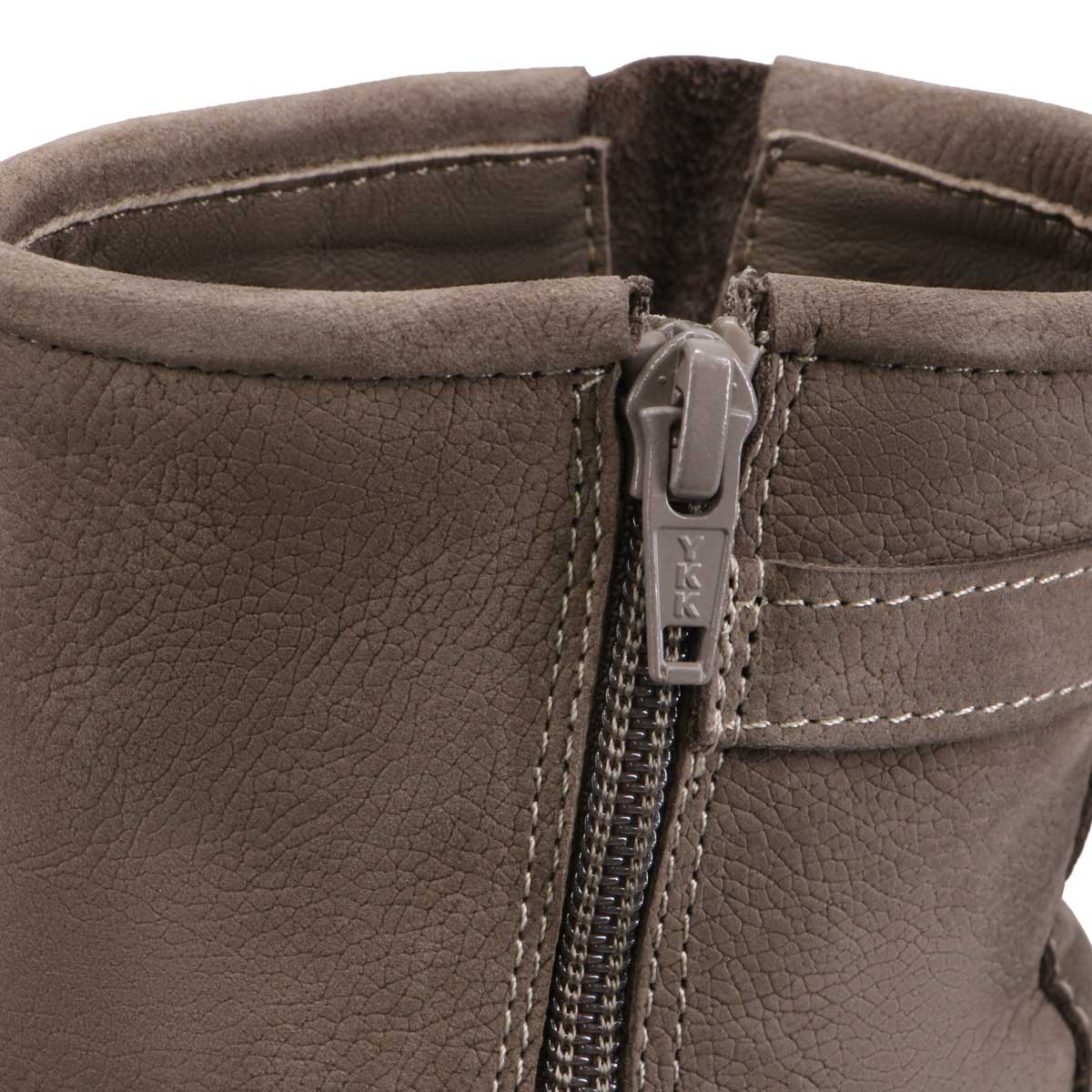 TAUPE | Detail