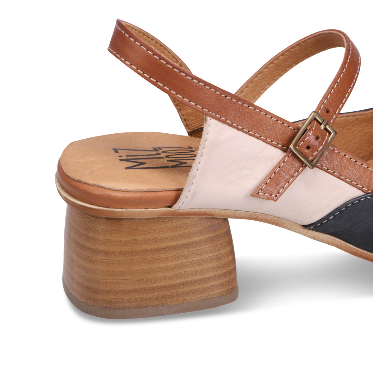 BLACK COMBO | Detail