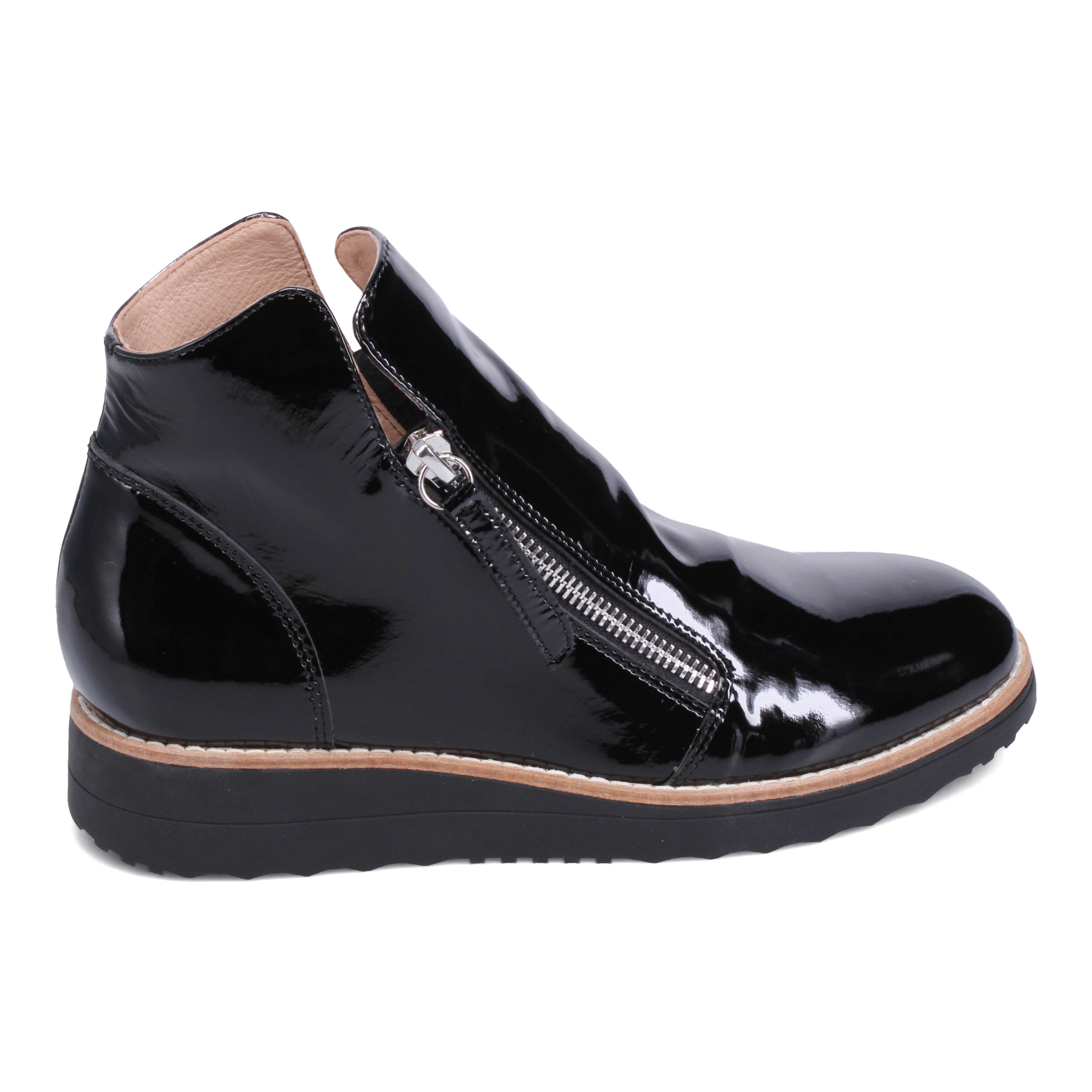 BLACK PATENT | Right