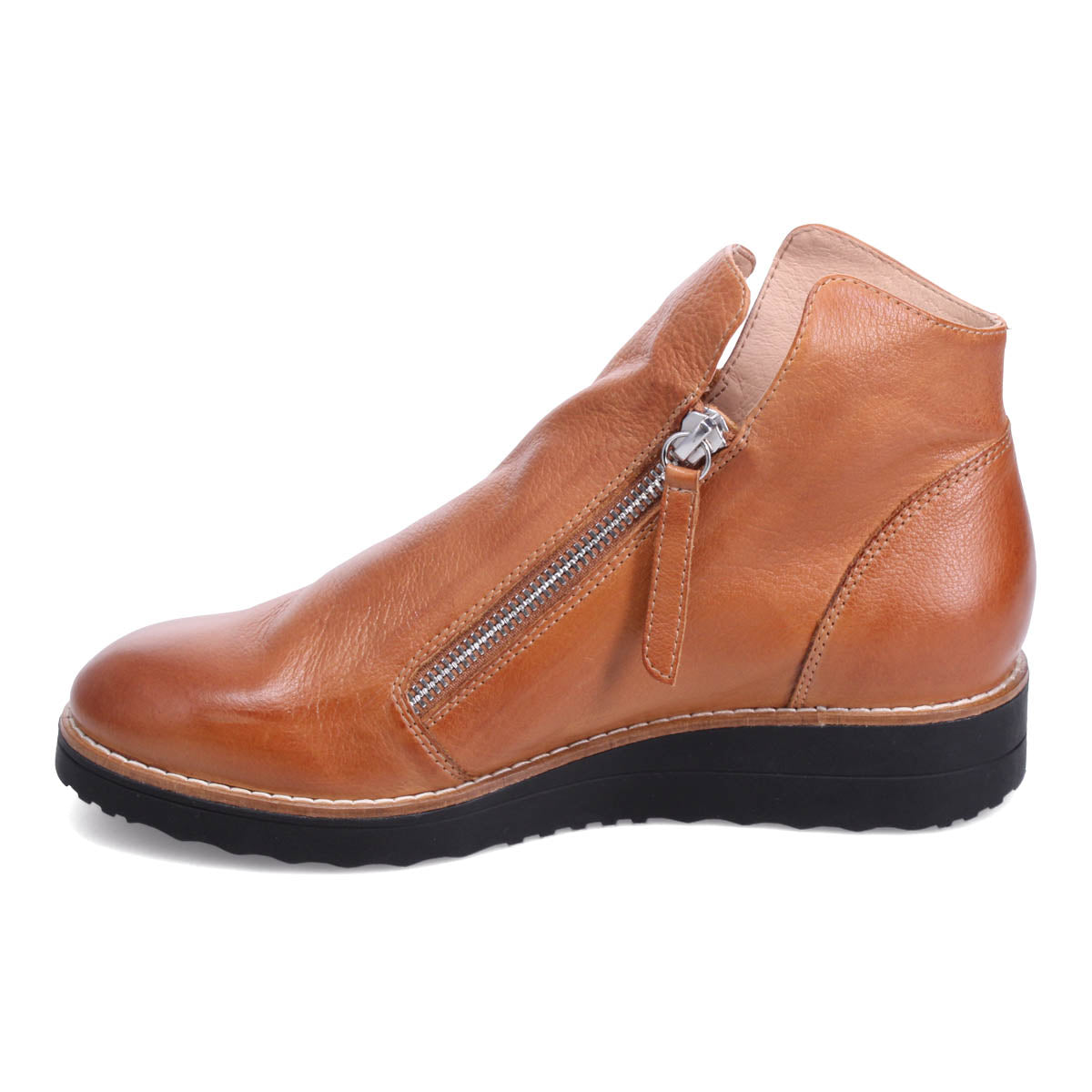 COGNAC | Left