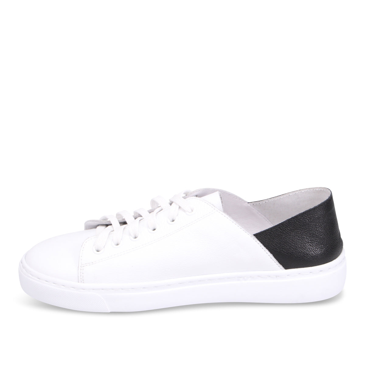WHITE LEOPARD | Left