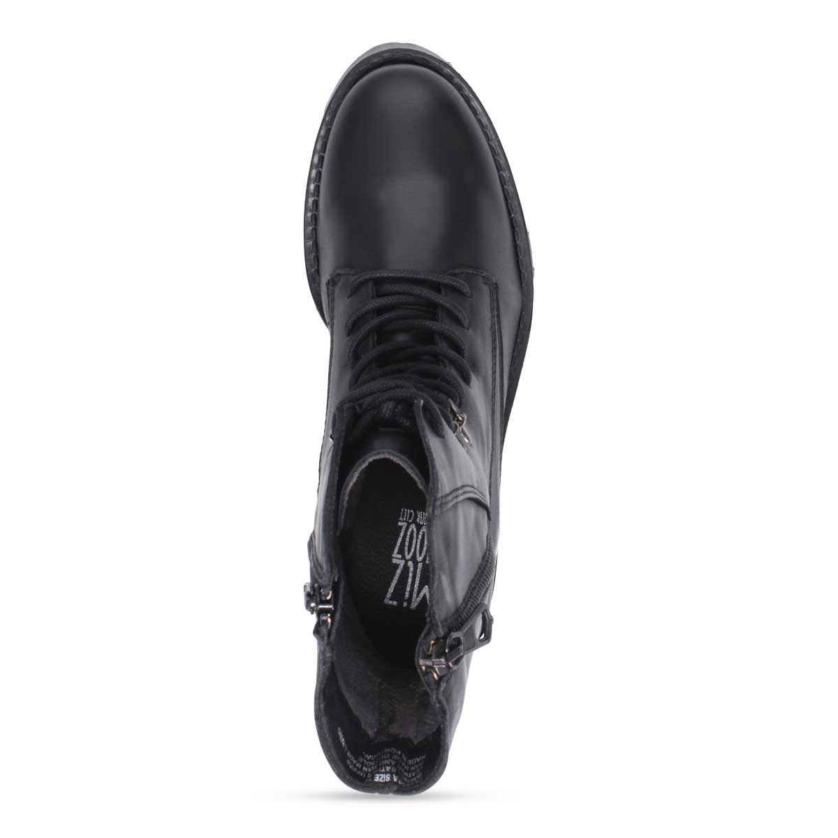 BLACK | Detail