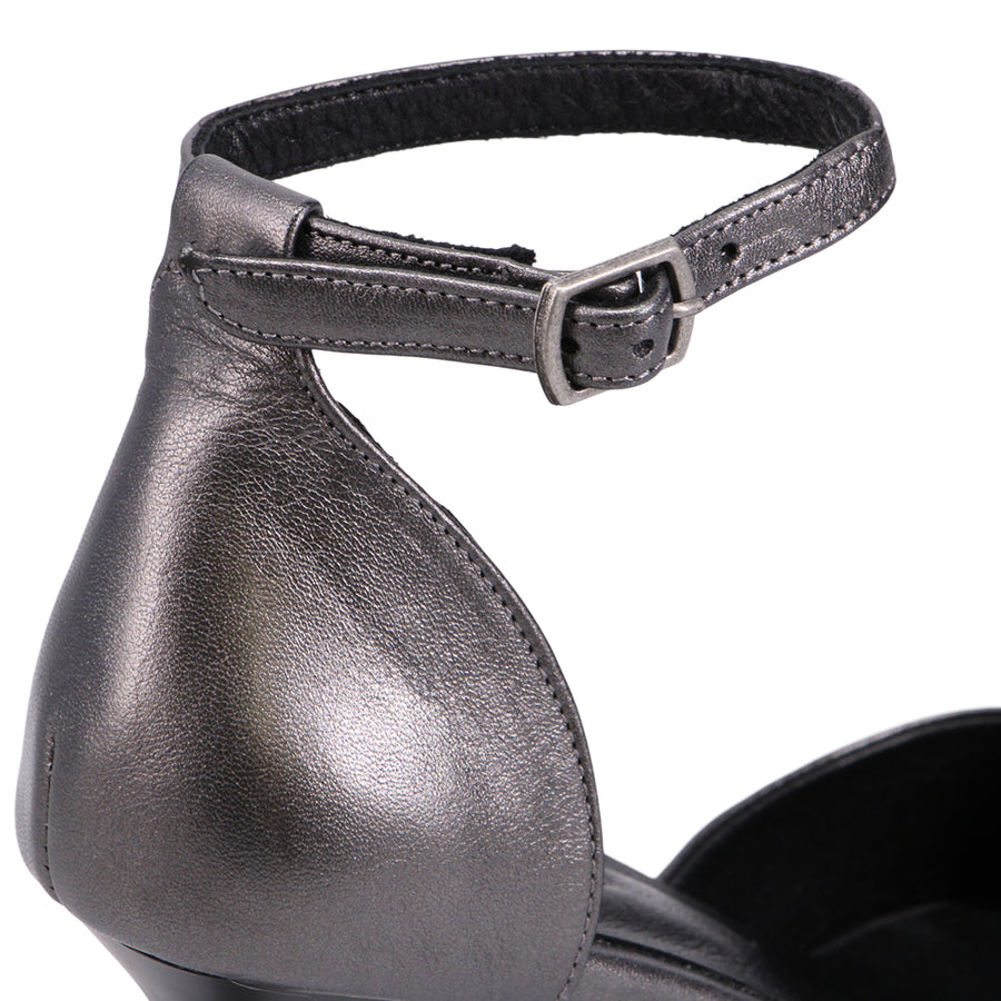 PEWTER METALLIC | Detail