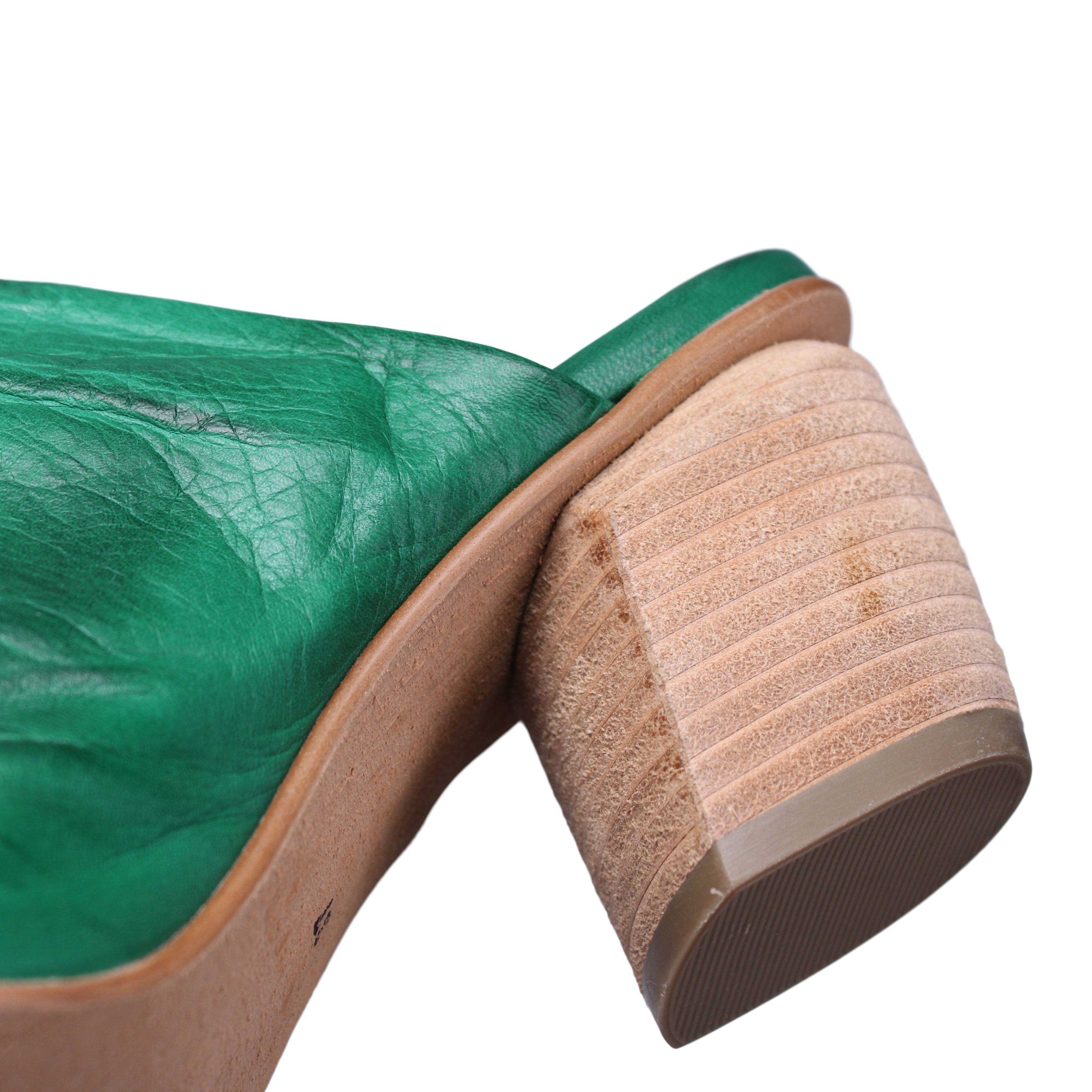 EMERALD | Detail