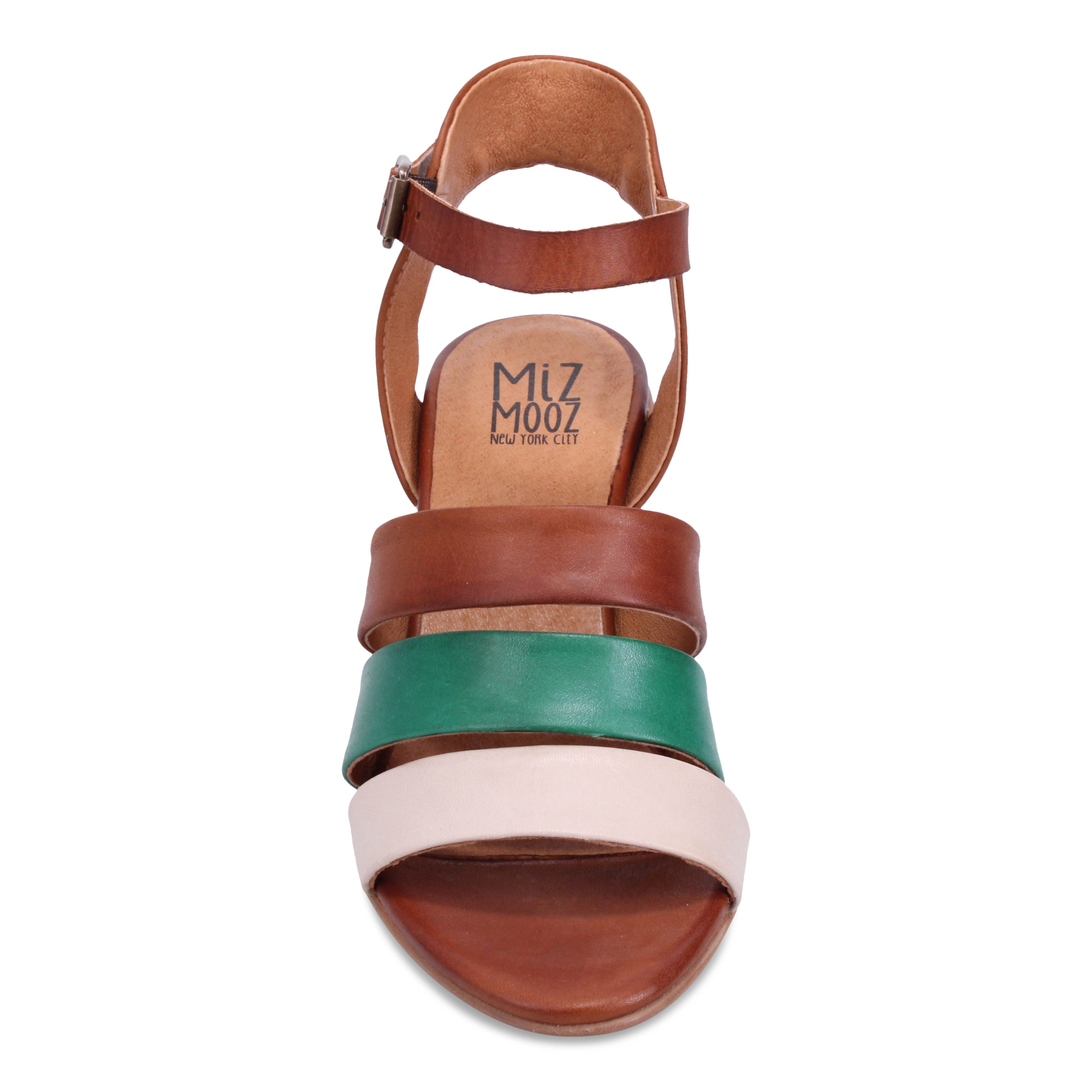 BRANDY | Front