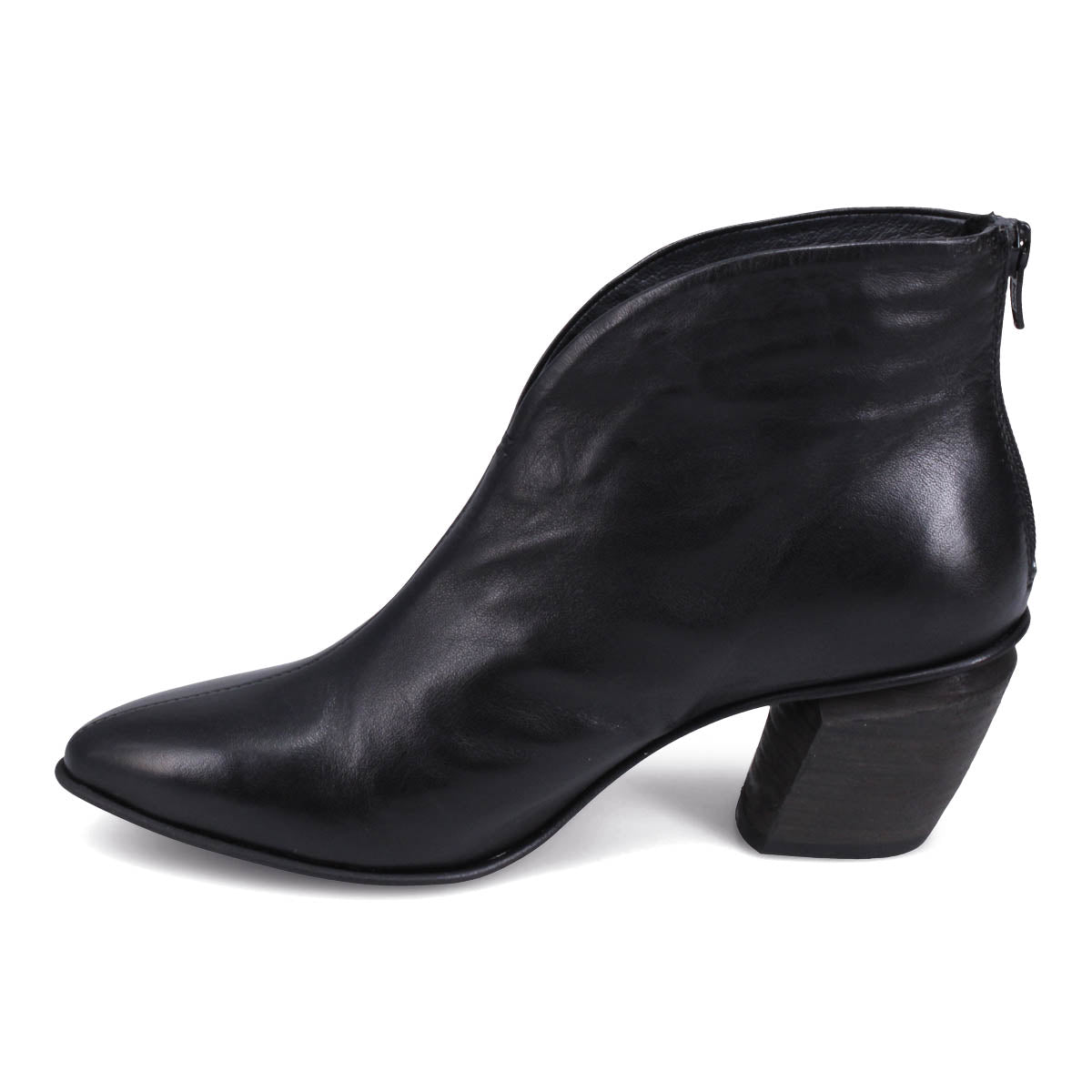 BLACK | Left