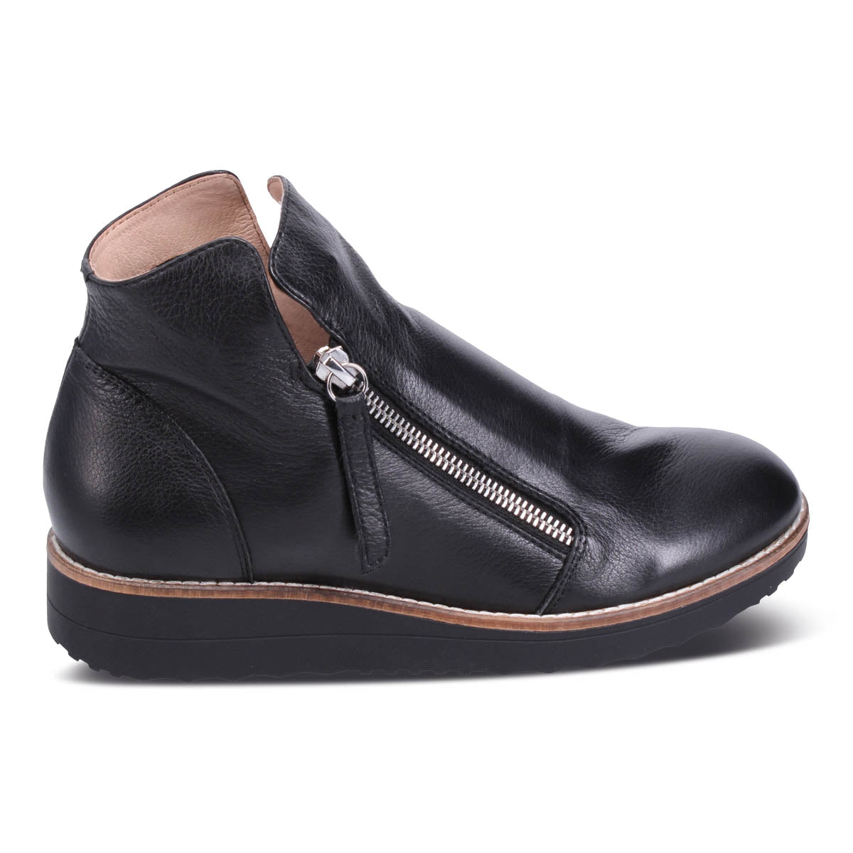 BLACK LEATHER | Right