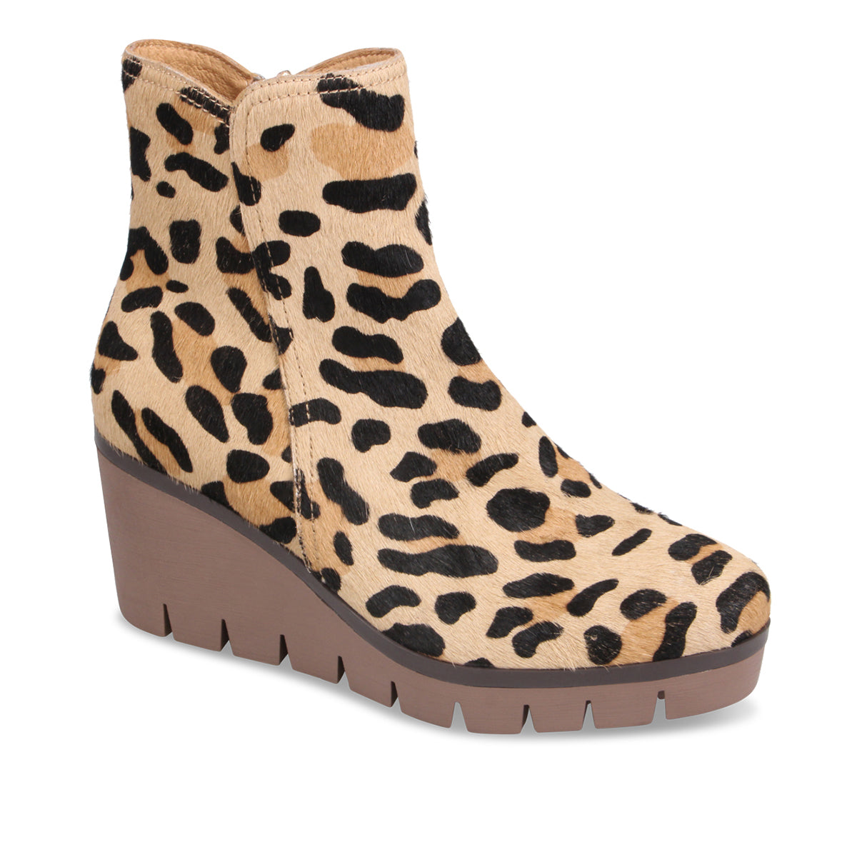 CARAMEL LEOPARD