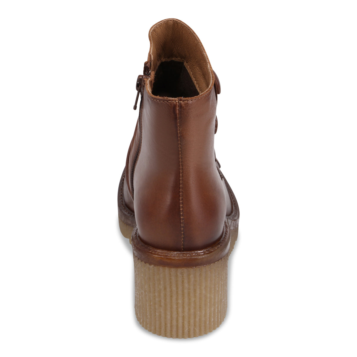 BRANDY | Rear