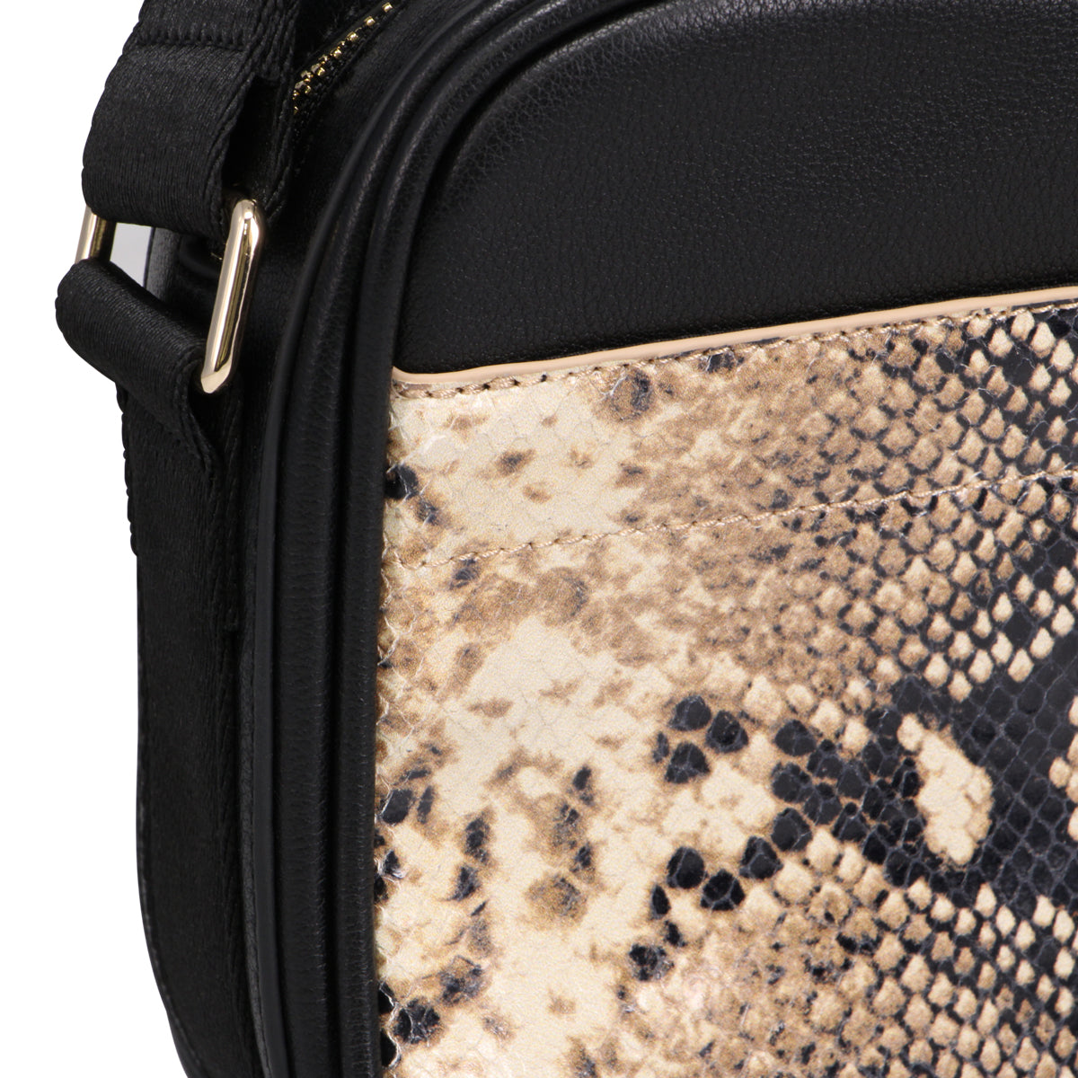 BLACK CARAMEL SNAKE | Detail