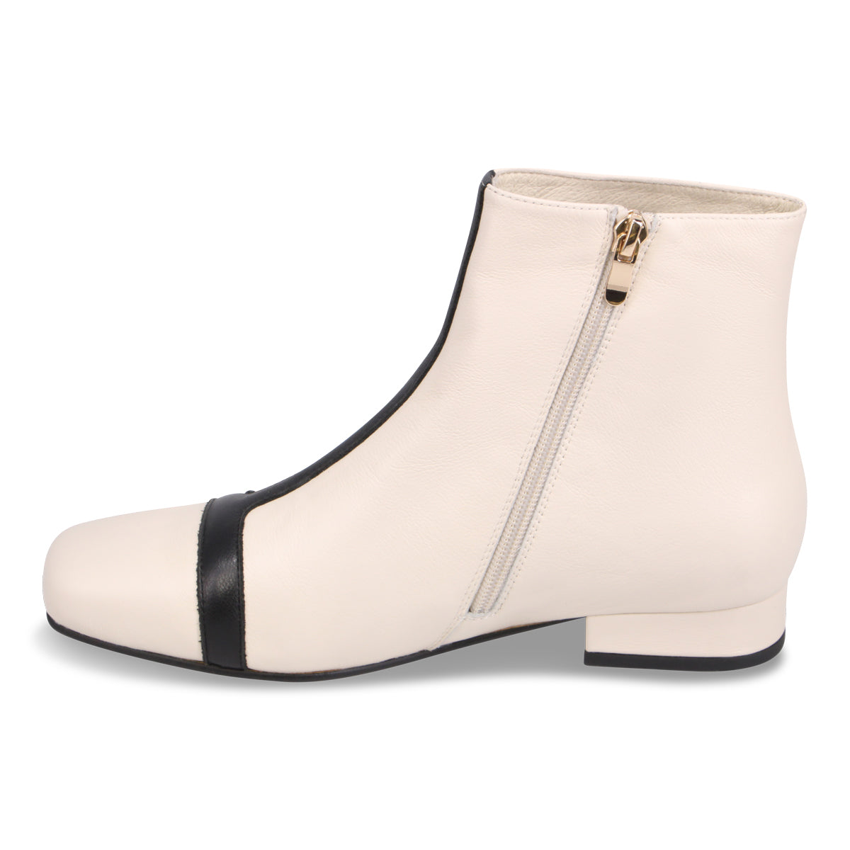 MILK BLACK | Left