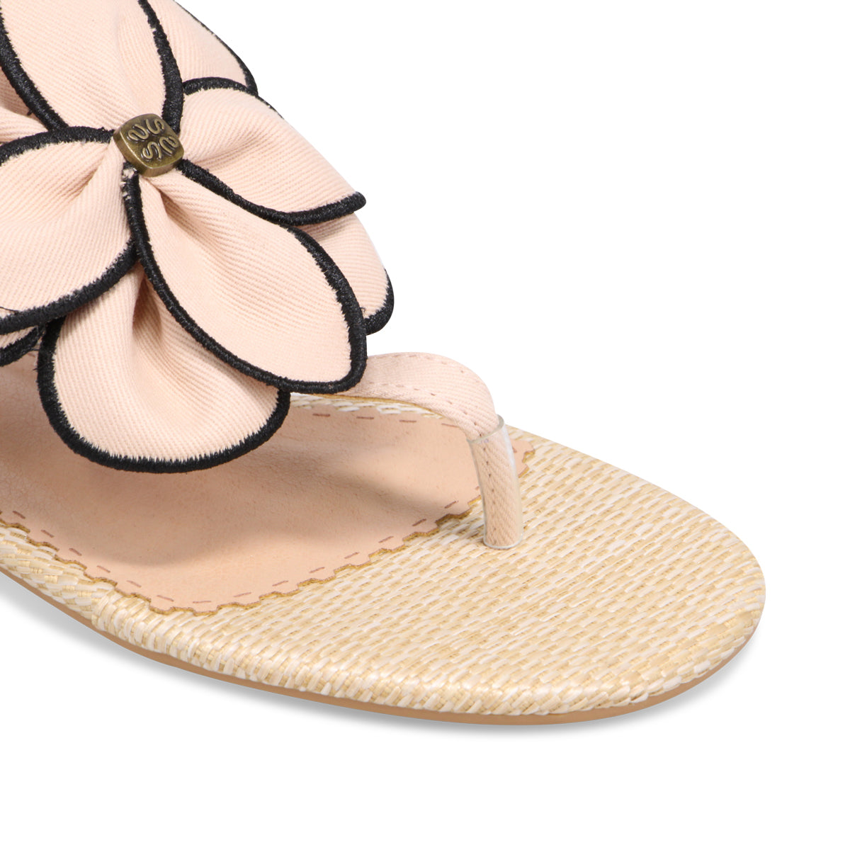 BLUSH | Detail