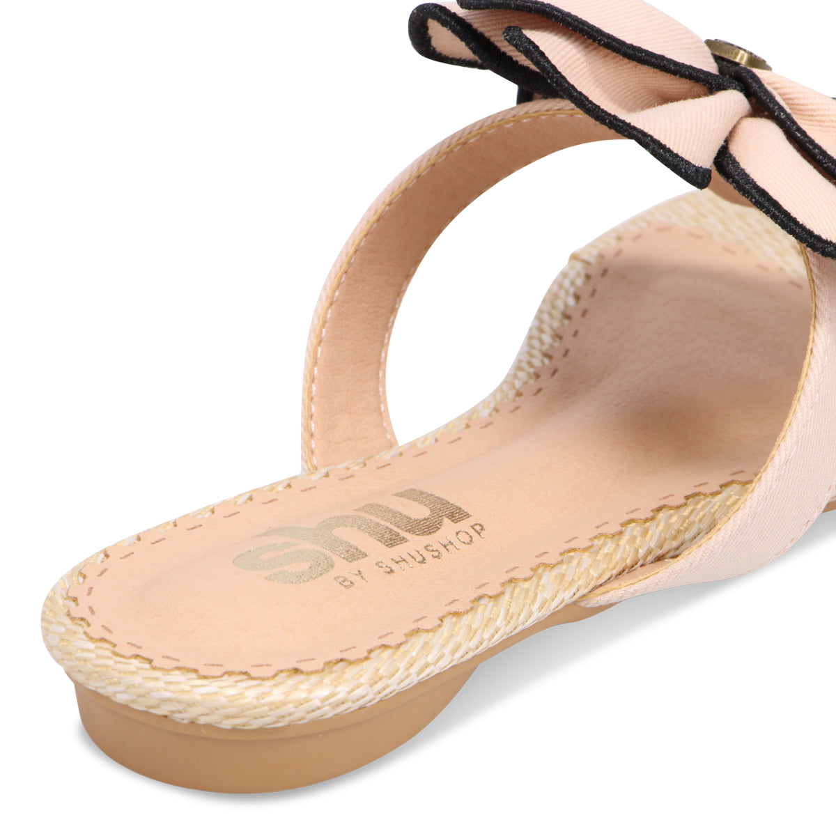 BLUSH | Detail