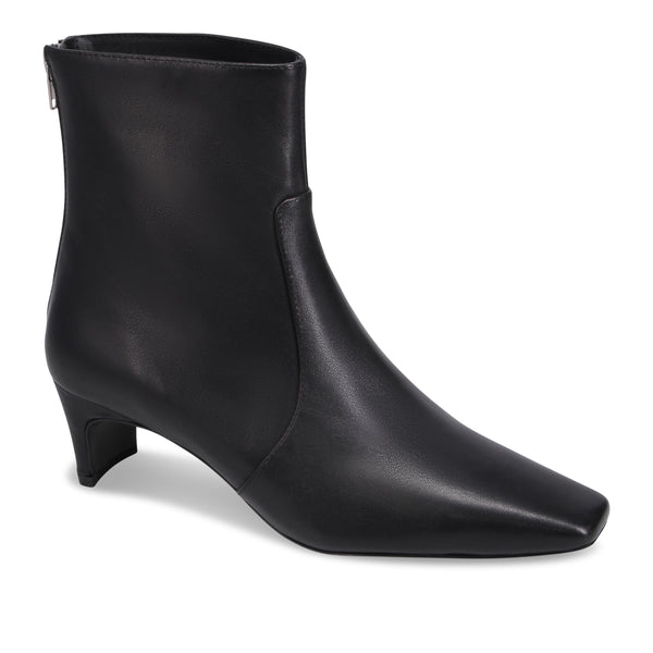 靴 archive leather pointed toe heel boots Darhl Heeled Bootie