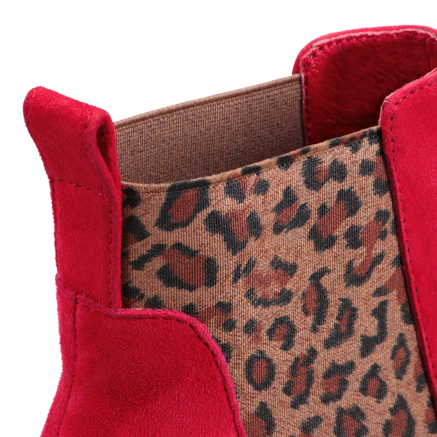 RED LEOPARD | Detail