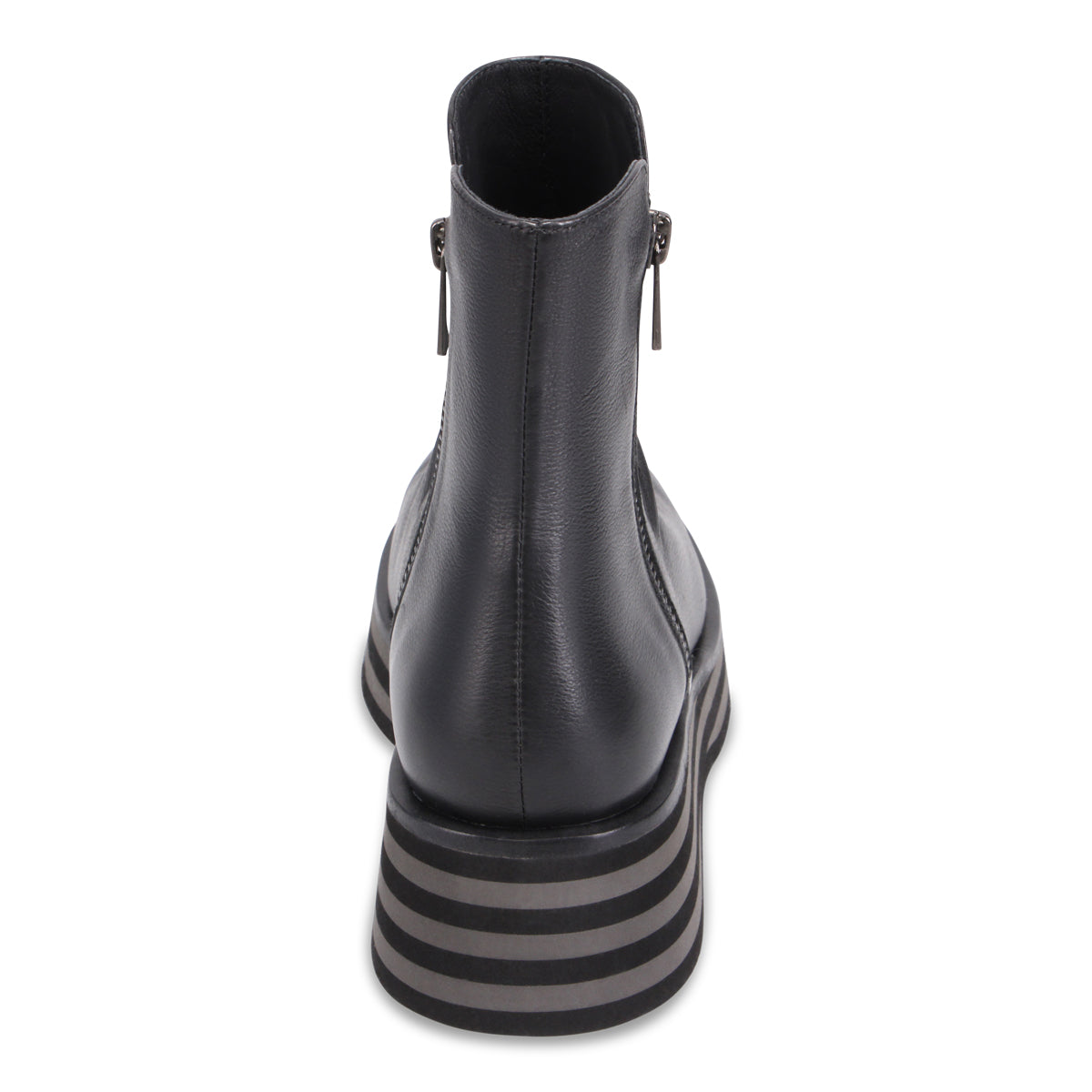 BLACK | Rear