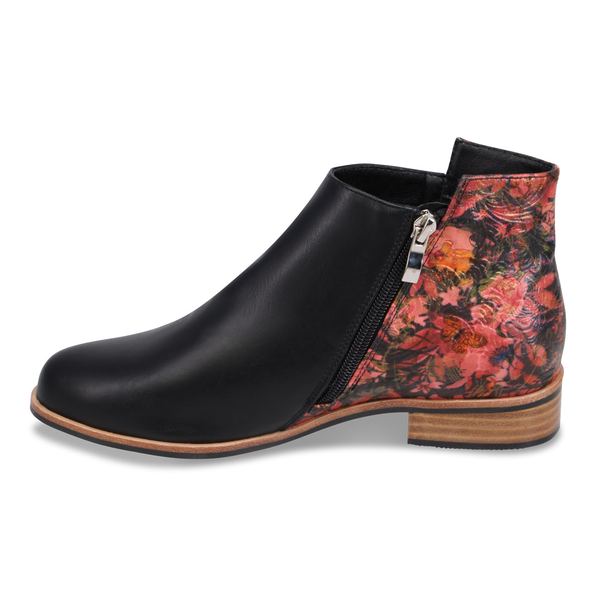 BLACK CAFE FLORAL | Left