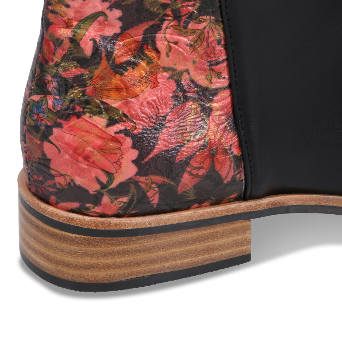 BLACK CAFE FLORAL | Detail