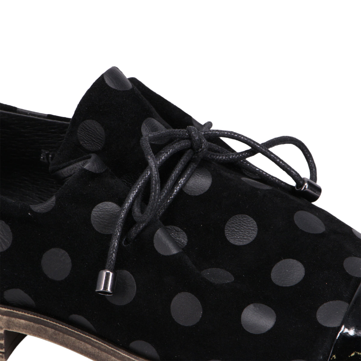 BLACK DOT SUEDE | Detail