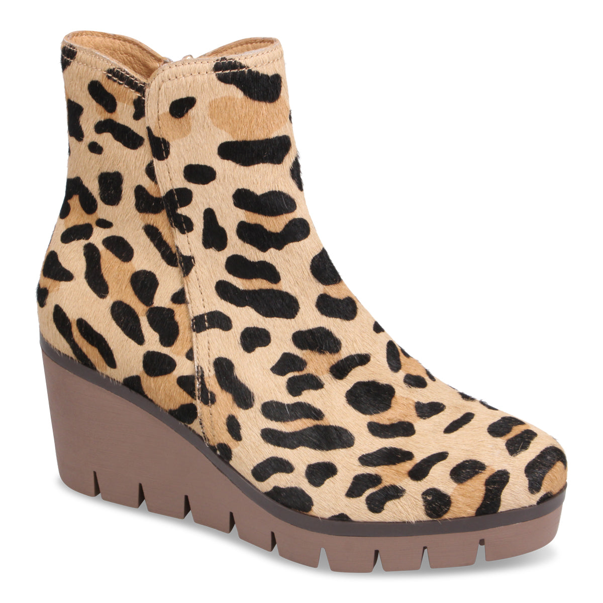 CARAMEL LEOPARD
