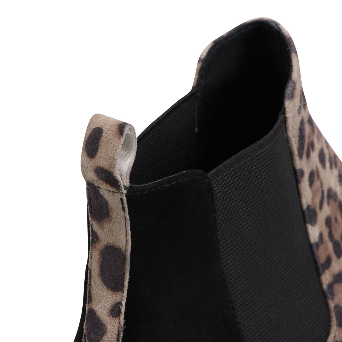 BLACK LEOPARD | Detail