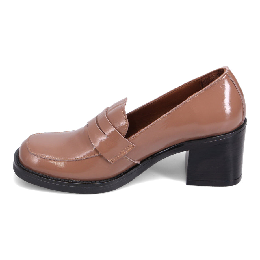 TAUPE PATENT | Left