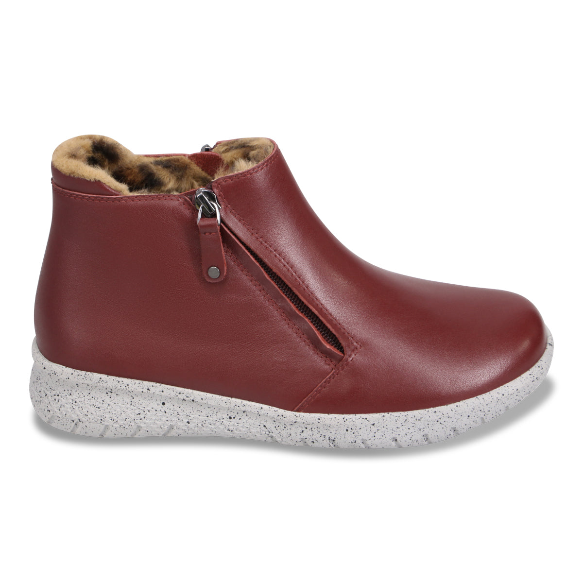 PINOT LEOPARD | Right