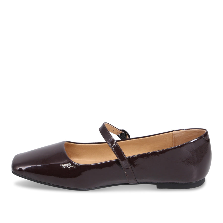 BURGUNDY PATENT | Left