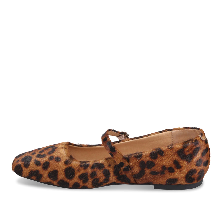 DARK LEOPARD PONY | Left