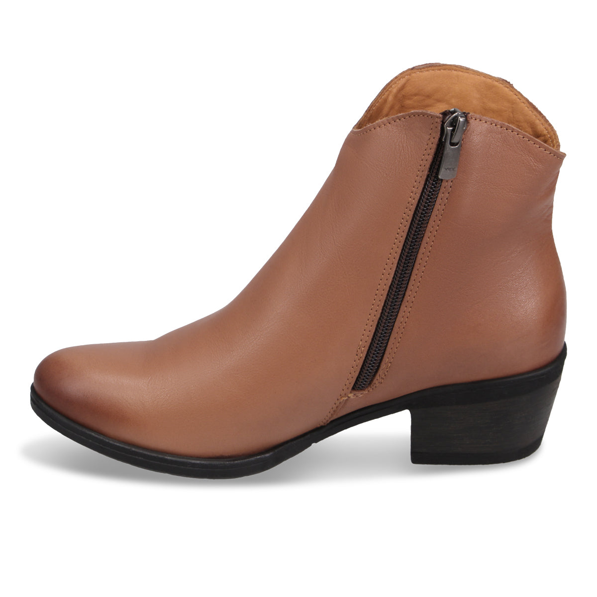 BRANDY | Left
