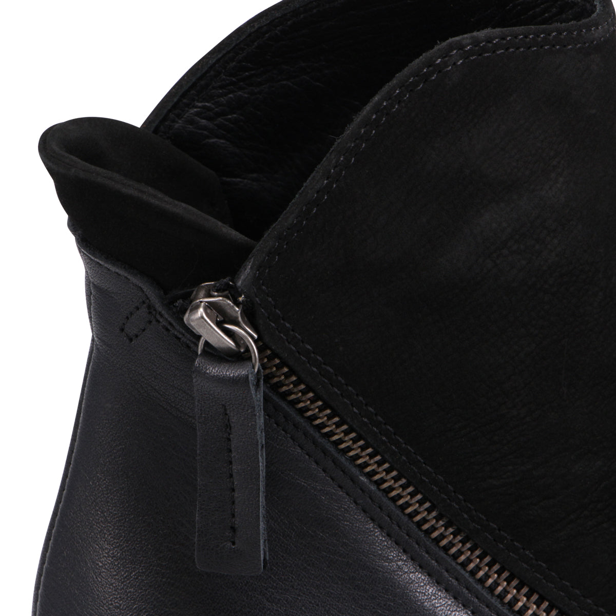 BLACK MULTI | Detail