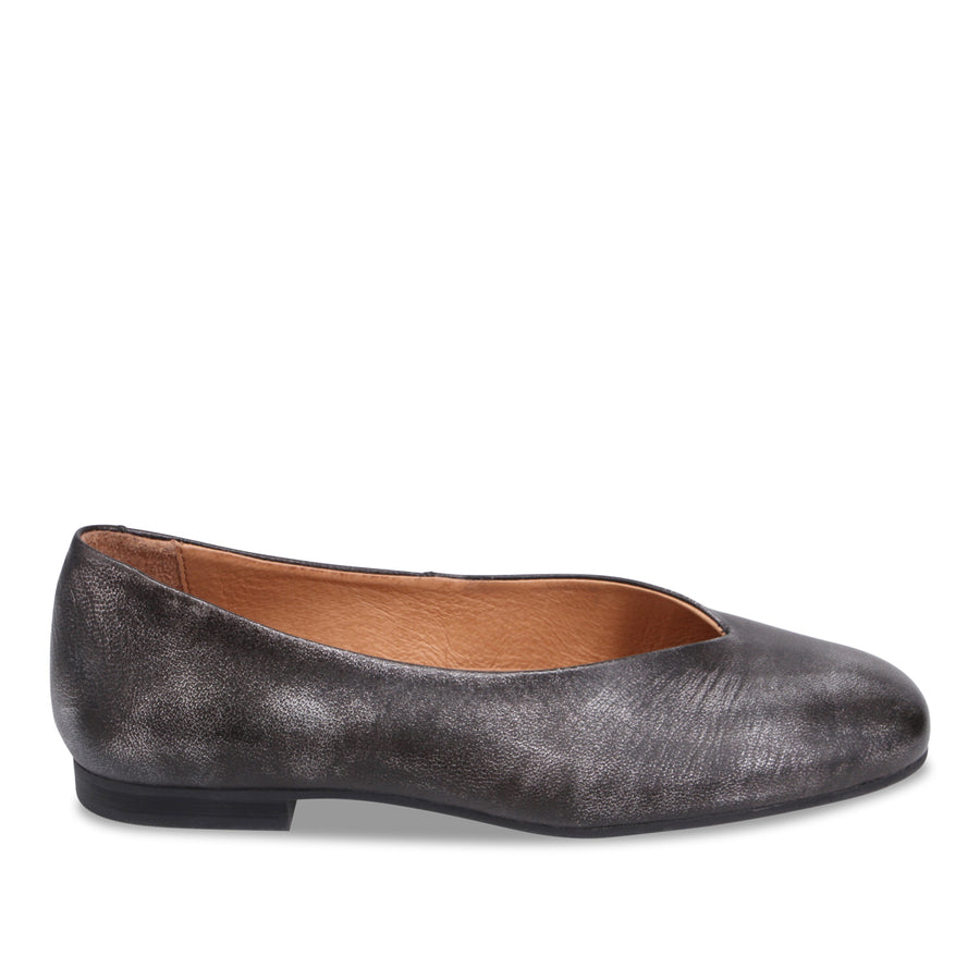 GUNMETAL GALAXY | Right