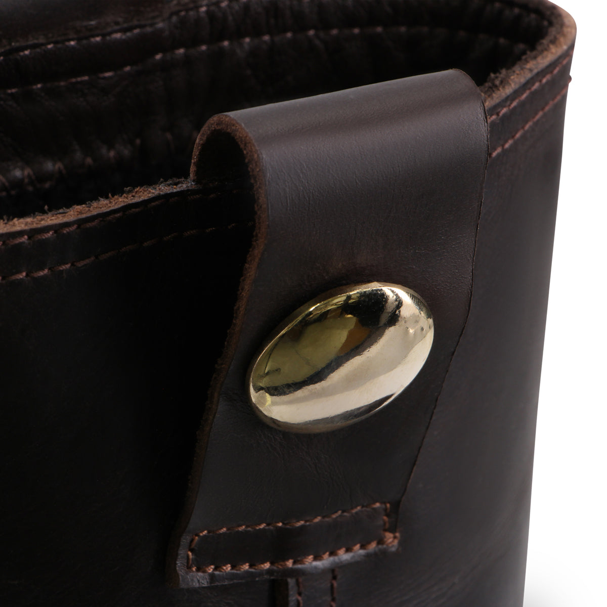 BROWN | Detail