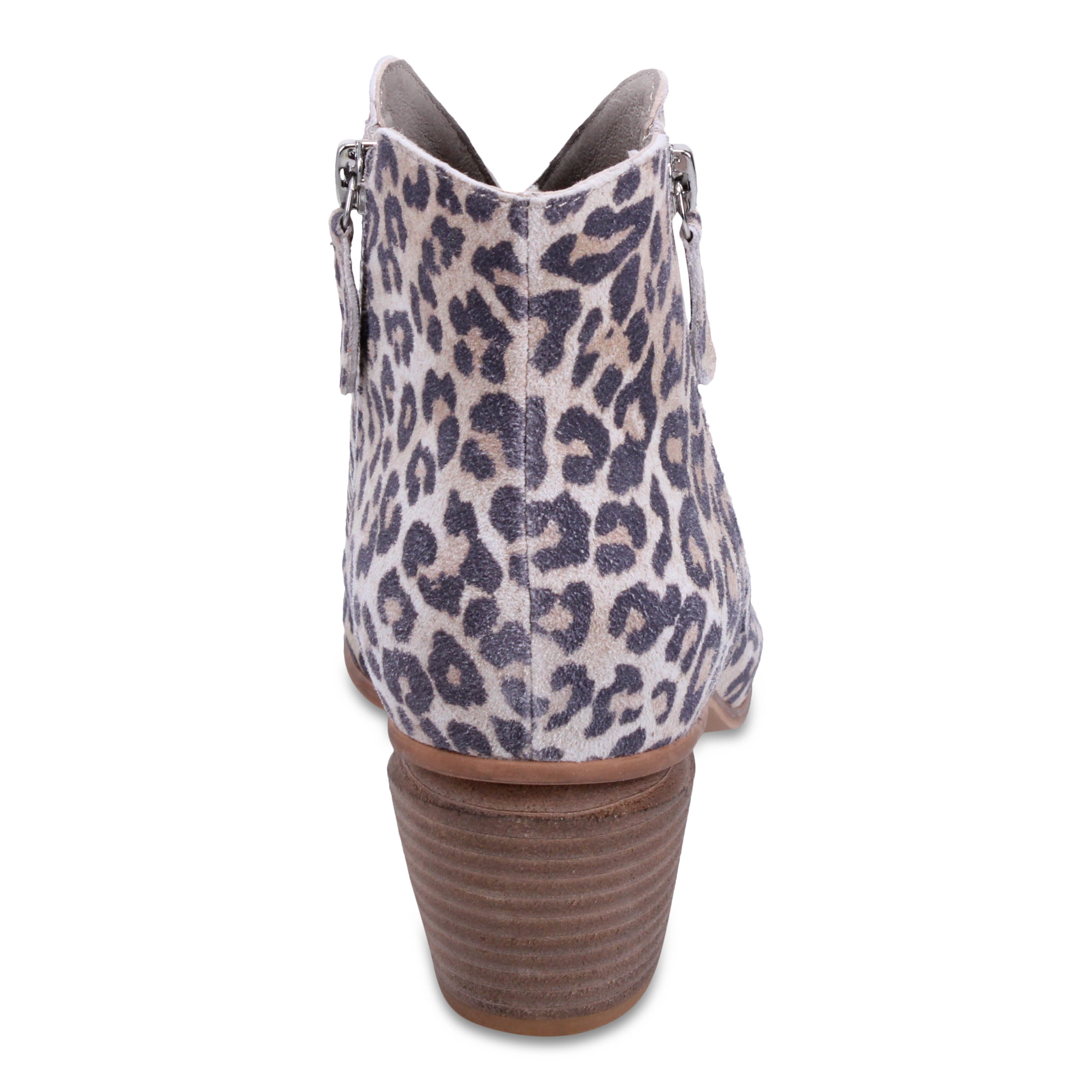 TAUPE LEOPARD | Rear