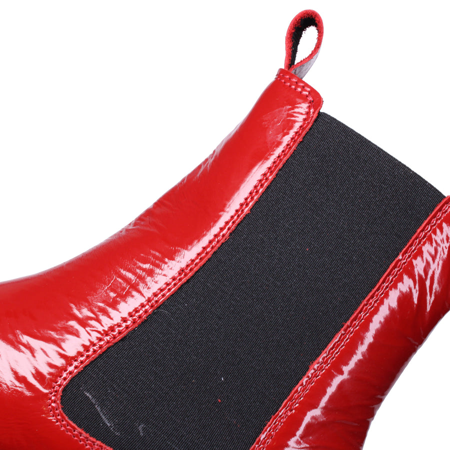 RED PATENT | Detail