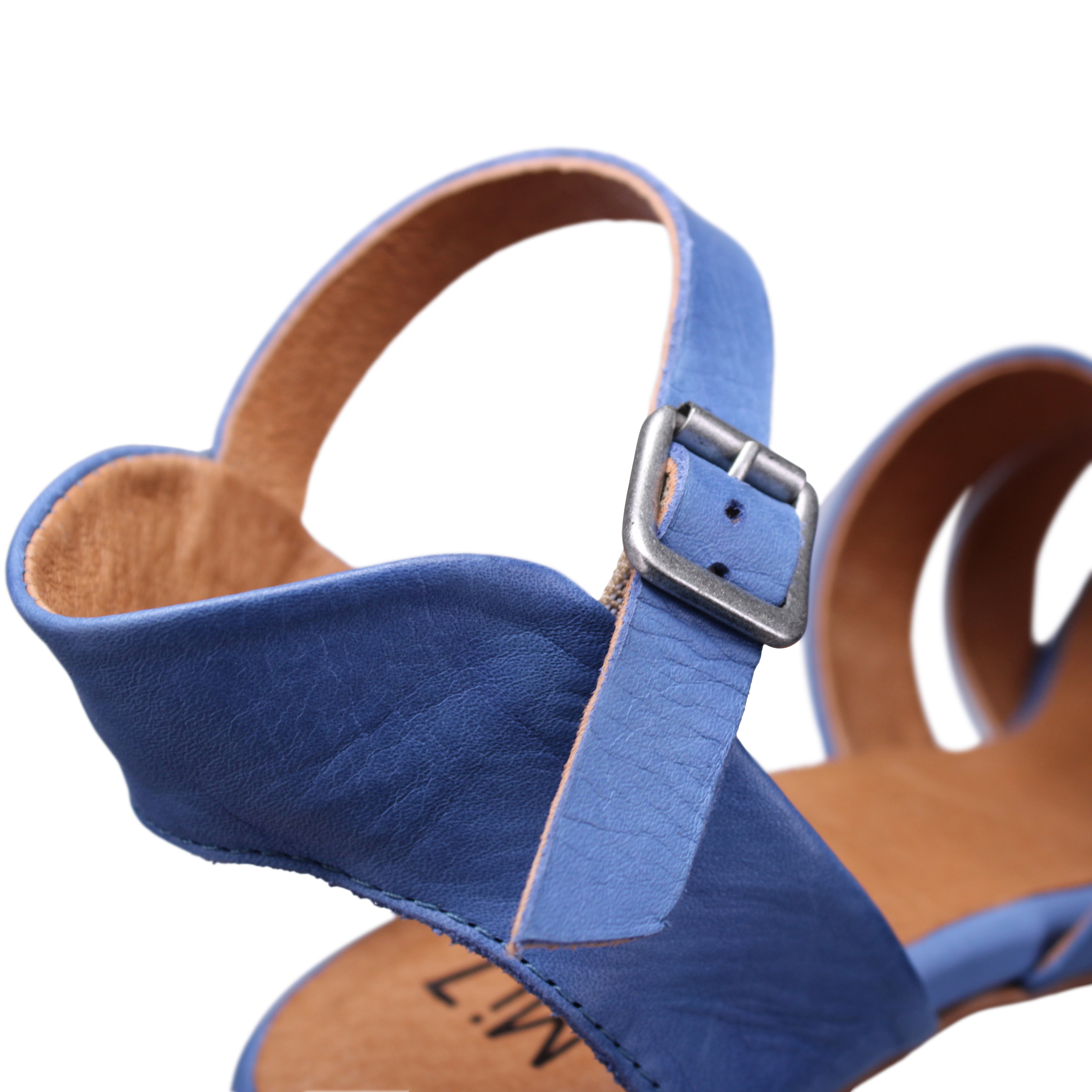JEAN | Detail