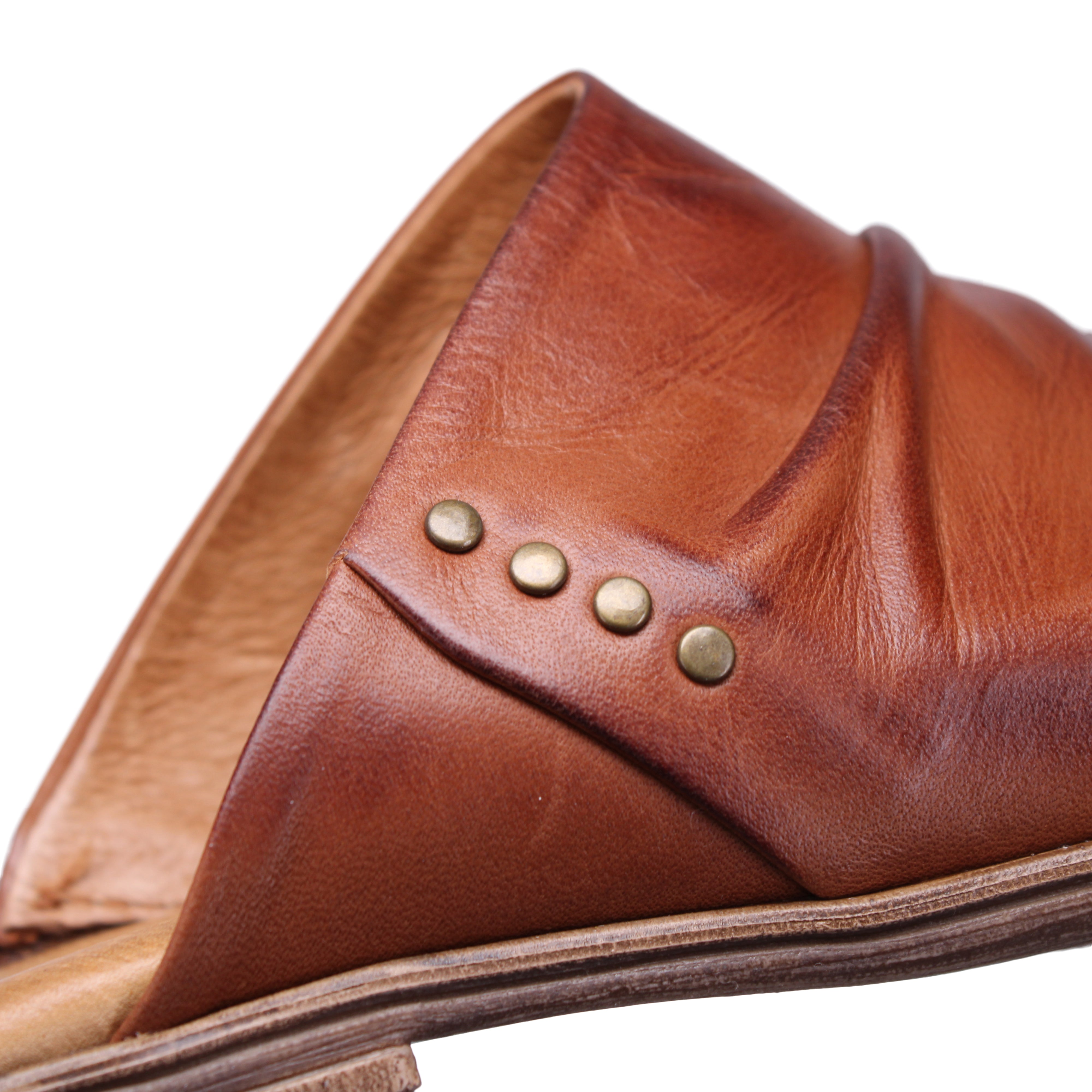 BRANDY | Detail