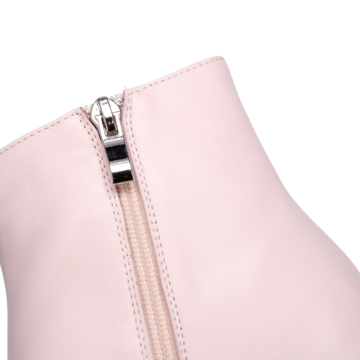 NUDE LEATHER | Detail