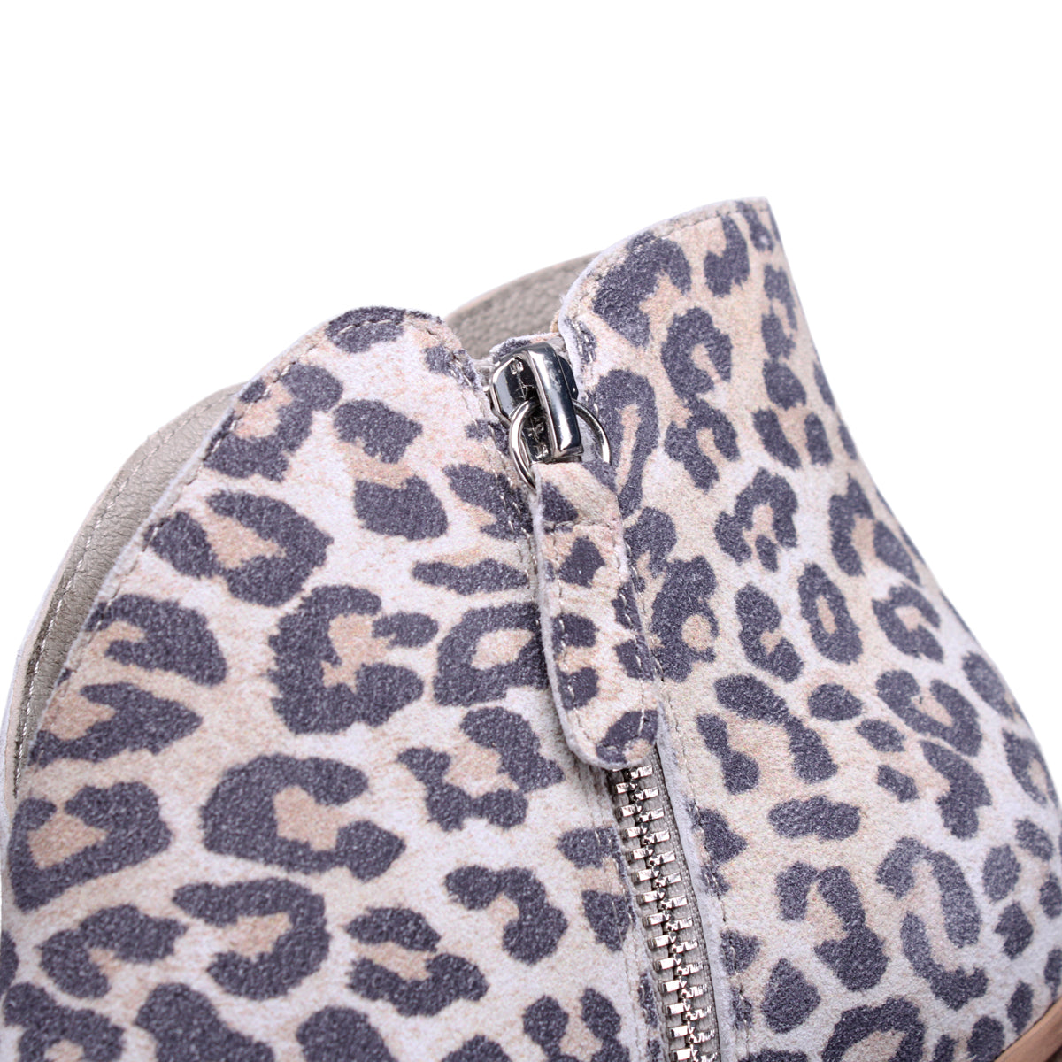TAUPE LEOPARD | Detail