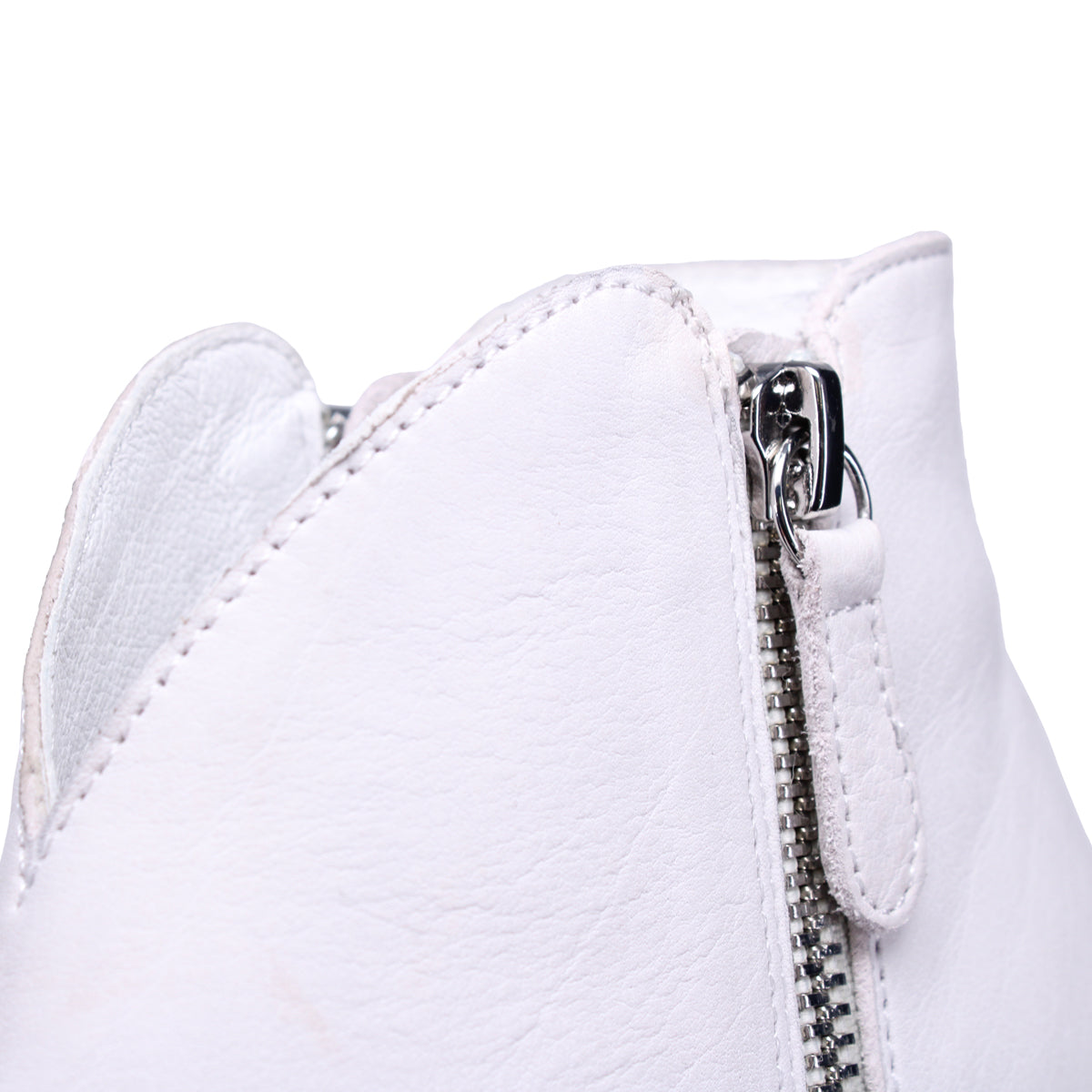 WINTER WHITE LEATHER | Detail