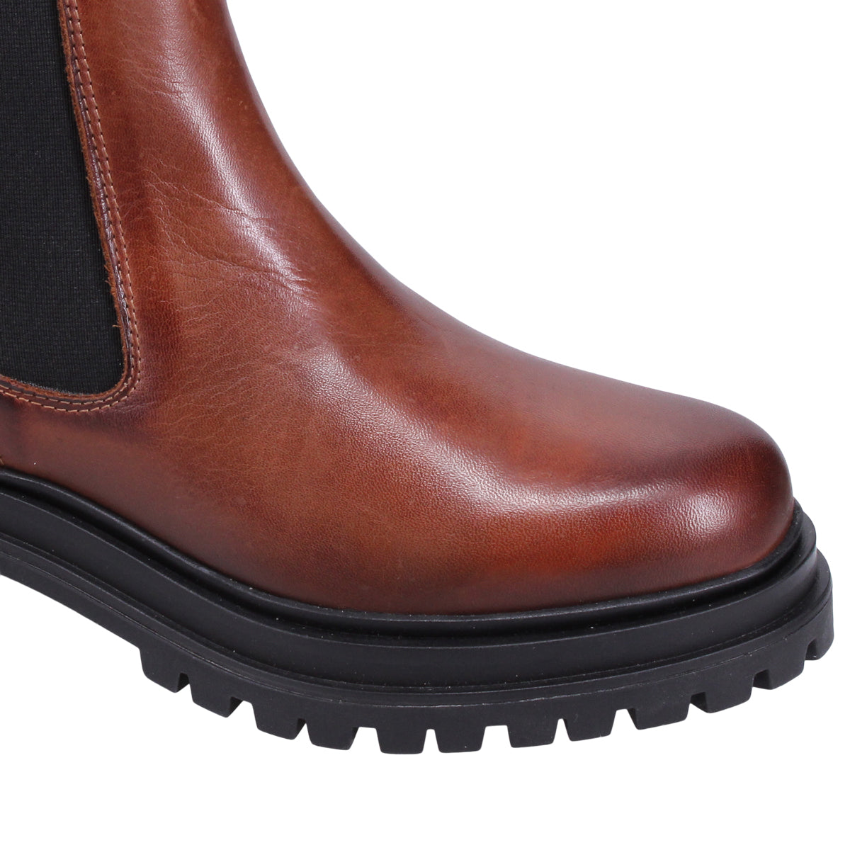 BRANDY ANTIQUE | Detail